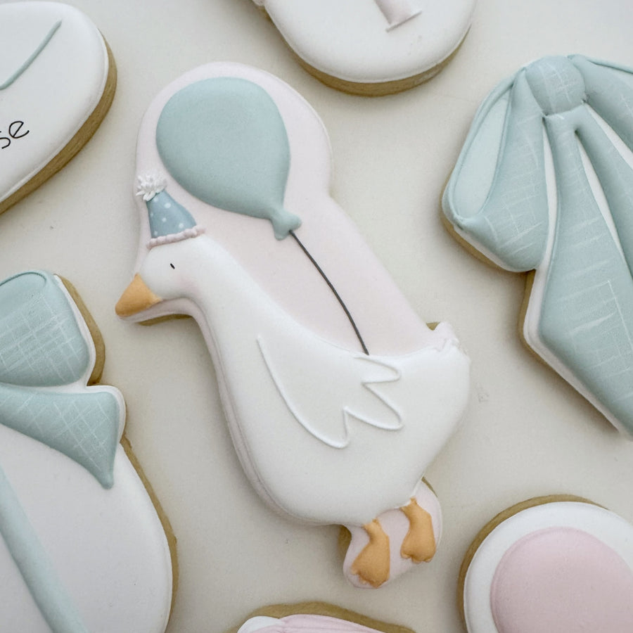 Standing Silly Goose with Balloon and Hat Cookie Cutter STL File for 3D Printing