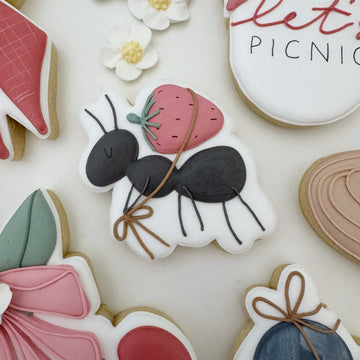 Standing Strawberry Ant Cookie Cutter STL File for 3D Printing