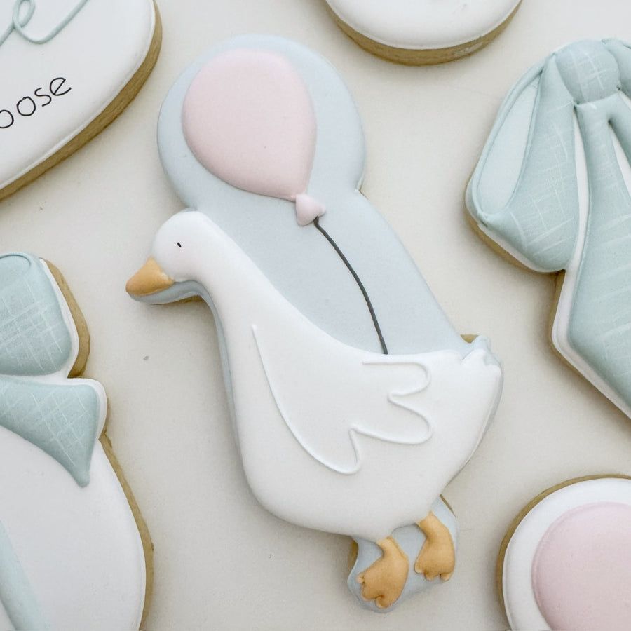 Standing Silly Goose with Balloon Cookie Cutter STL File for 3D Printing