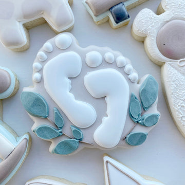 Feet with Greenery Cookie Cutter STL File for 3D Printing