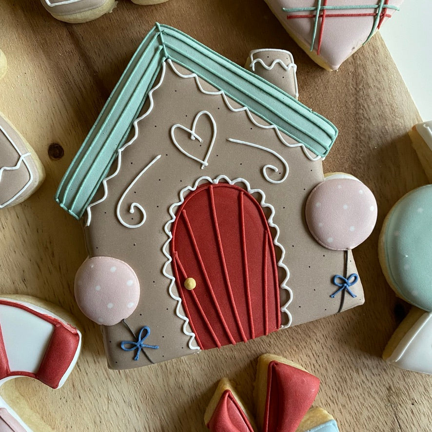 Gingerbread House Cookie Cutter STL File for 3D Printing